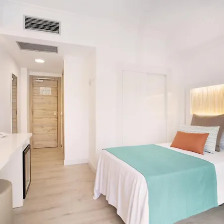 Ipanema فندق إل أرينال